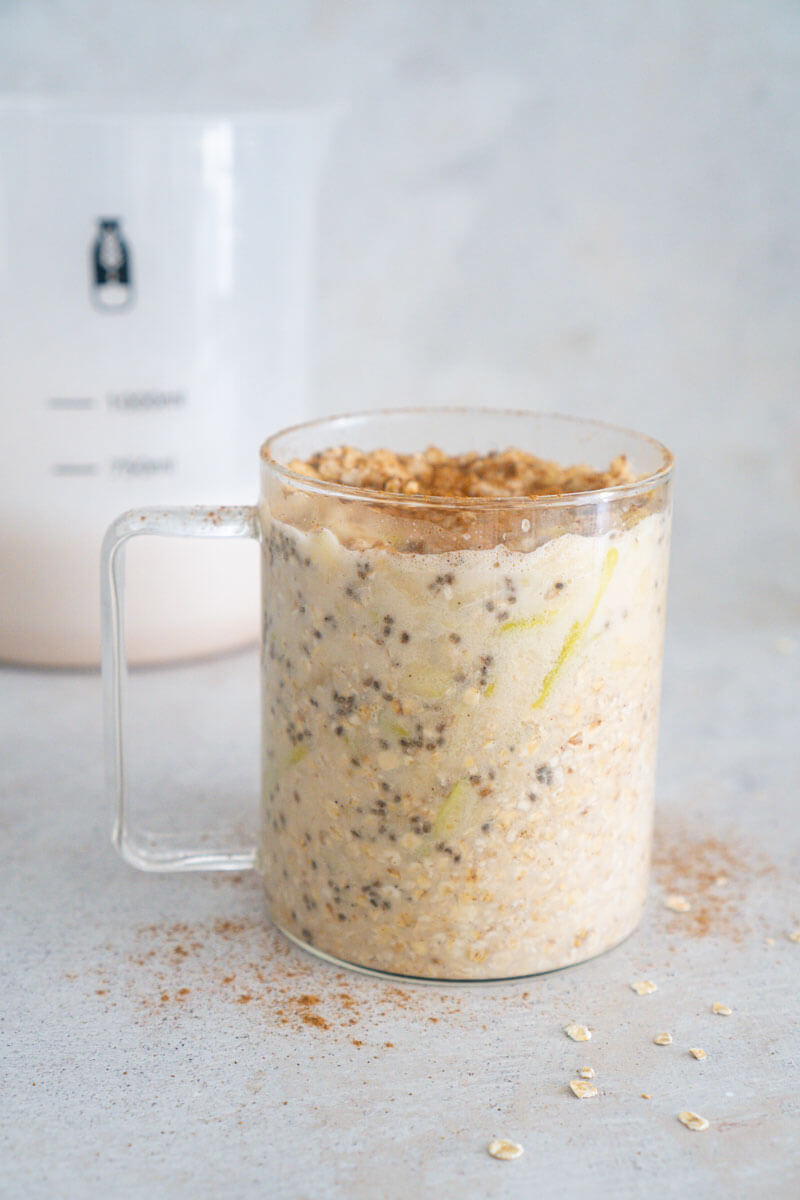 Porridge freddo alla torta di mele