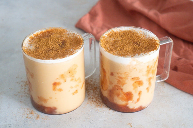 Chai alla ciliegia con cocco e caffè