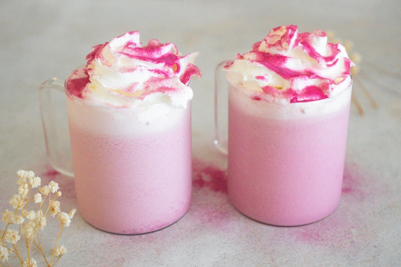 Latte alla pitaya rosa